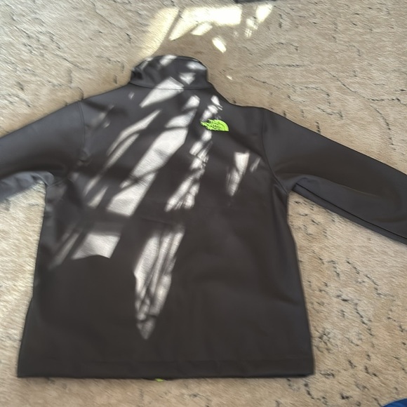 The North Face Boys Small Jacket (7/8) - Picture 2 of 4
